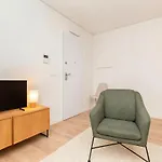 Gloria Living Ii - At Your Doorstep Apartament